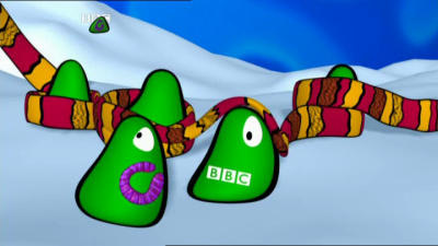 Christmassy ident from CBBC with some rather chilly bugs.